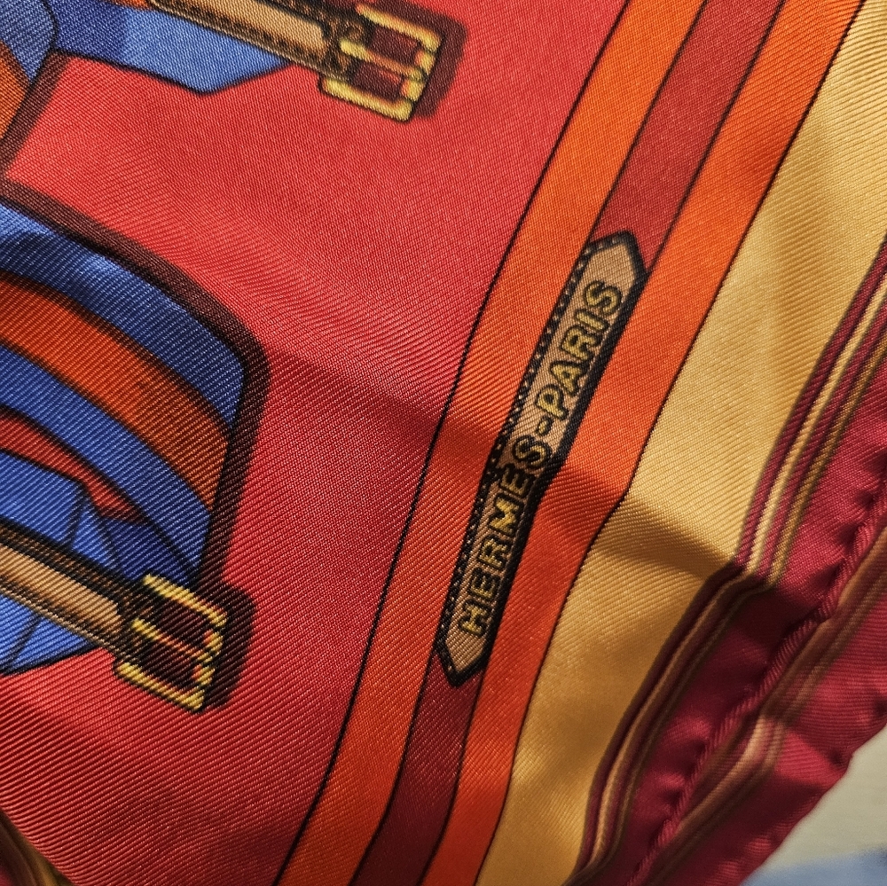 Hermes Vintage Silk Scarf "Les Sangles" Carre' By J. Metz 1985 - Picture 6 of 7